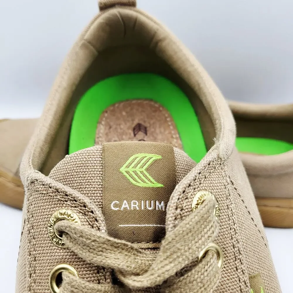 Cariuma Sand Gum Canvas Organic Low-Top Lace-Up Sneakers Men's 10.5 Women's 12